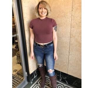 Meet your Posher, Emily